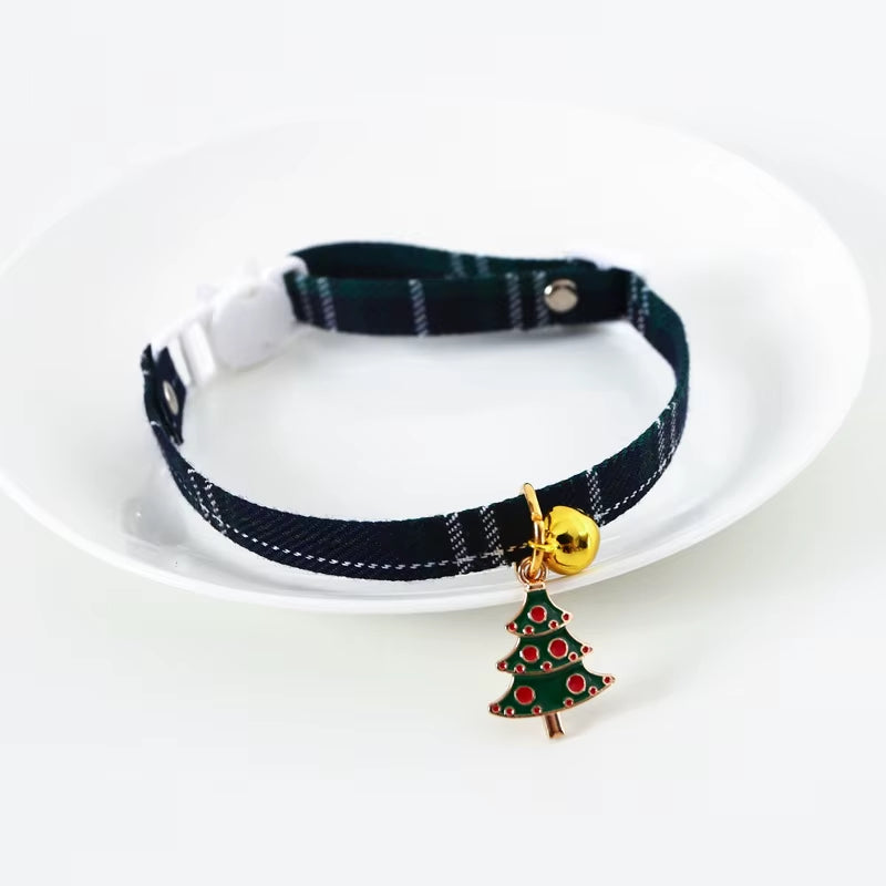 Christmas Holiday Cat Collar Adjustable Neck Strap Puppy Kitten Chihuahua Collars with Pendant Pets Rabbit Necklace Supplies