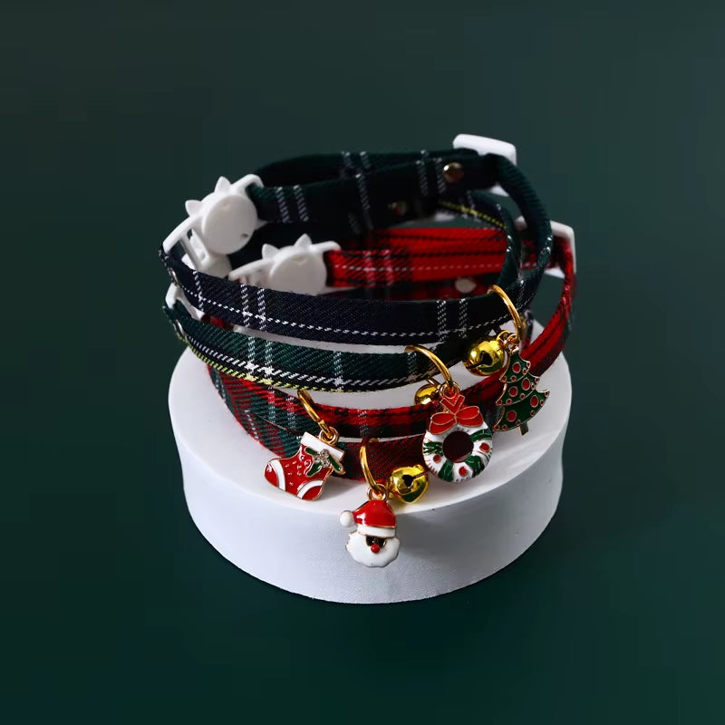 Christmas Holiday Cat Collar Adjustable Neck Strap Puppy Kitten Chihuahua Collars with Pendant Pets Rabbit Necklace Supplies